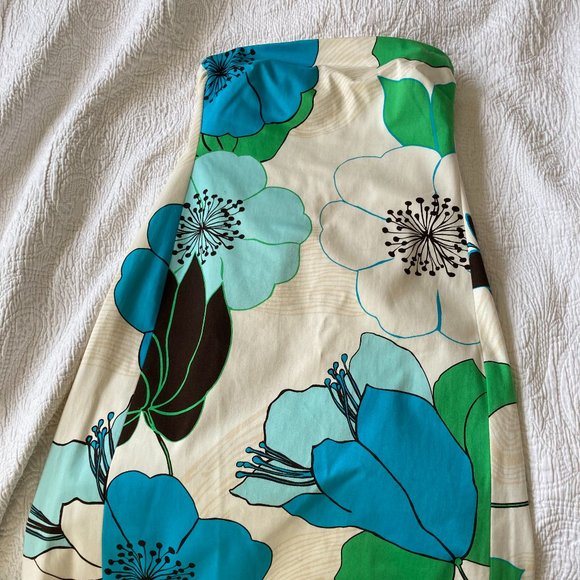 Bright Floral Strapless Dress - Picture 2 of 2